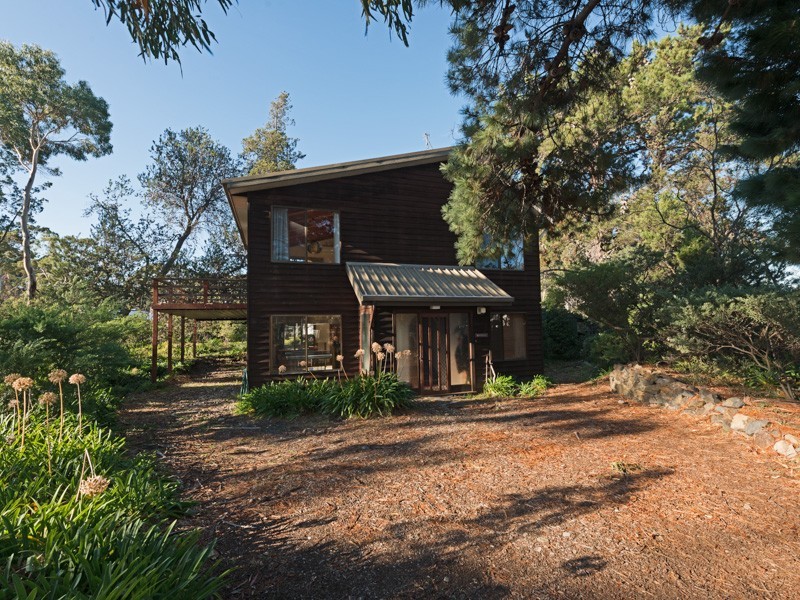 1 Cross Street, Orford TAS 7190