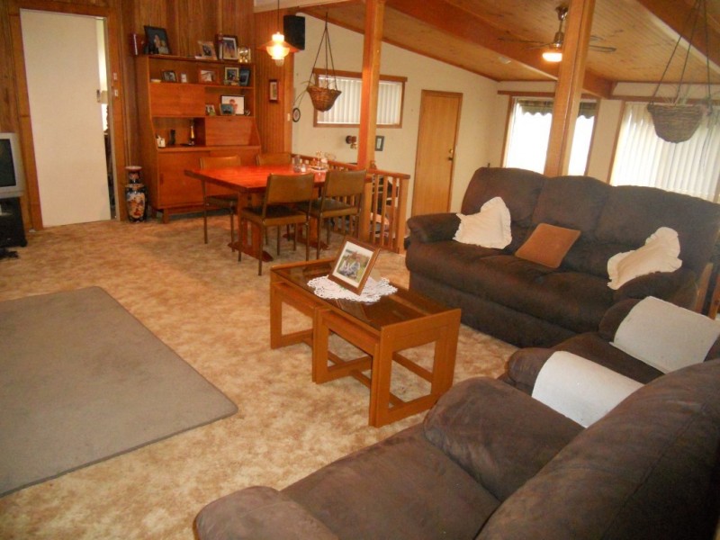 72 Barton Avenue, Triabunna TAS 7190