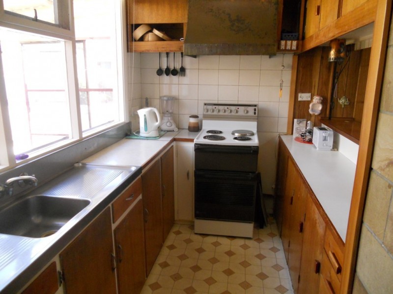 72 Barton Avenue, Triabunna TAS 7190