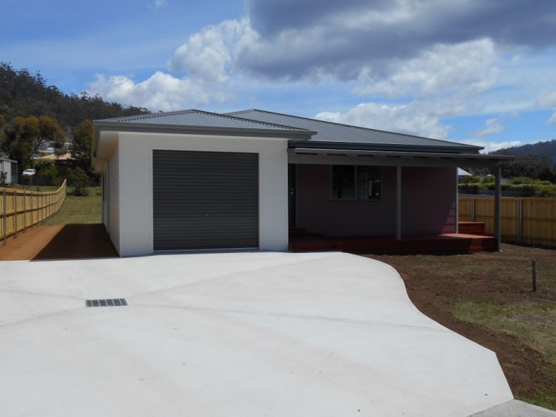 15 Strawberry Hill Court, Orford TAS 7190