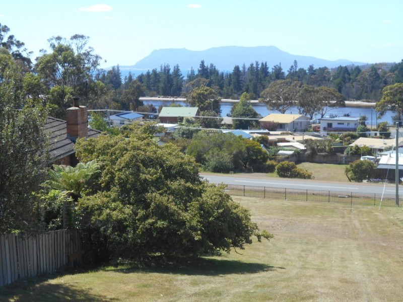 11 Tasman Highway, Orford TAS 7190