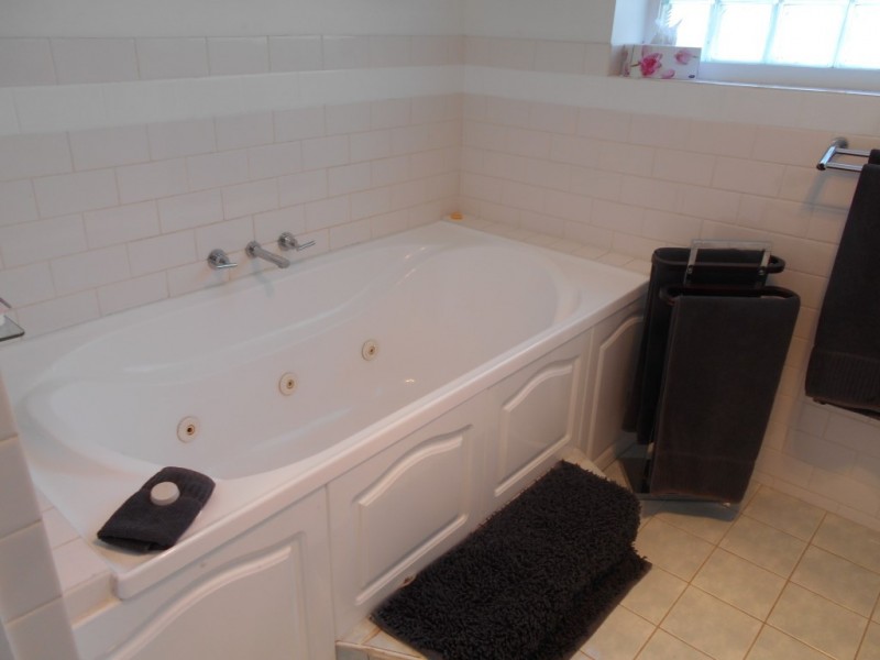 9 Tasman Highway, Orford TAS 7190