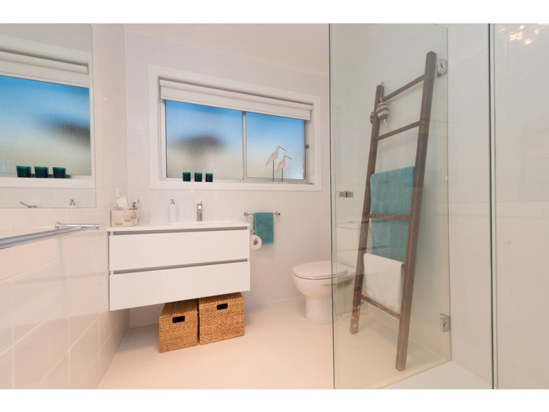 6 Barton Avenue, Triabunna TAS 7190