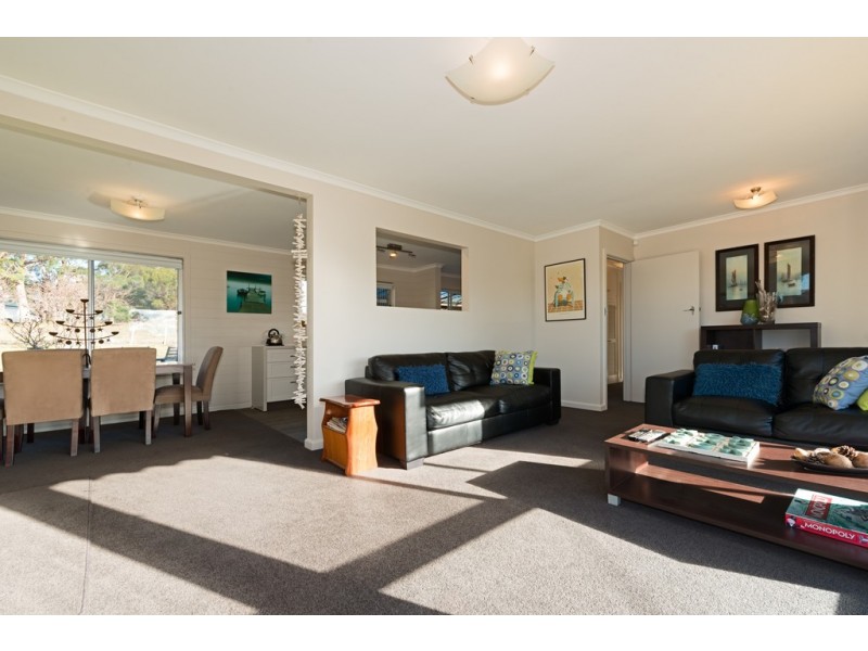 6 Barton Avenue, Triabunna TAS 7190