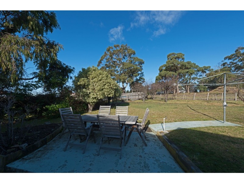 6 Barton Avenue, Triabunna TAS 7190