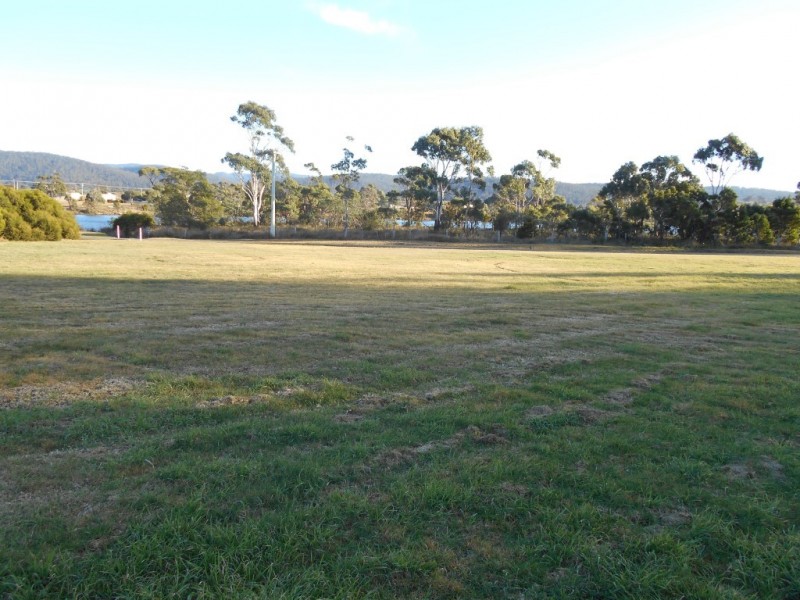 2 Inkerman Street, Triabunna TAS 7190
