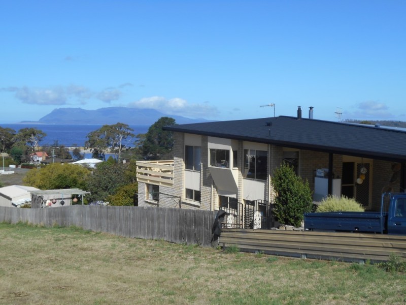 16 Alma Road, Orford TAS 7190