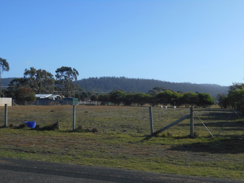 Lot 5 11 Victoria Street, Triabunna TAS 7190