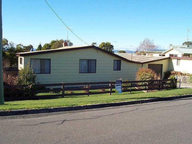 3 Albert Street, Bridport TAS 7262