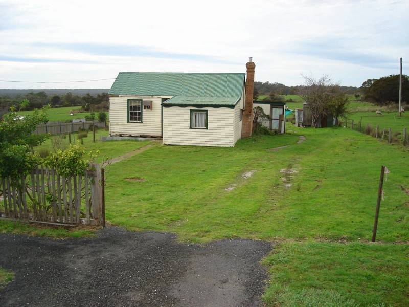 14 Chaffey Street, Gladstone TAS 7264