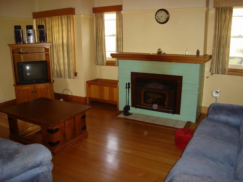 6 Alfred Street, Pioneer TAS 7264