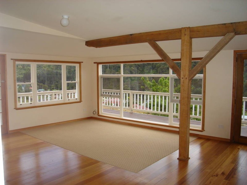 31 Allan Street, Derby TAS 7264