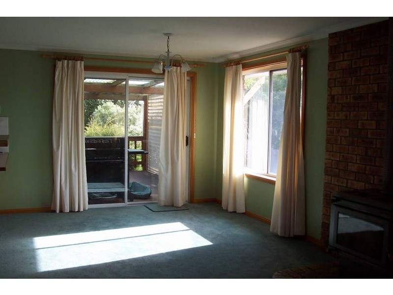 27 Barnett Crescent, Bridport TAS 7262