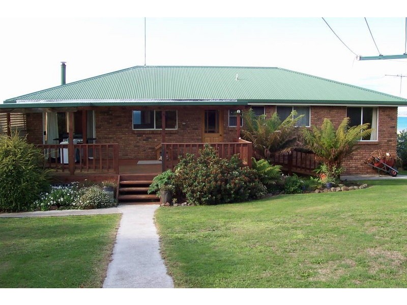 27 Barnett Crescent, Bridport TAS 7262