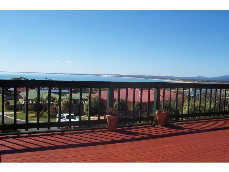 27 Barnett Crescent, Bridport TAS 7262