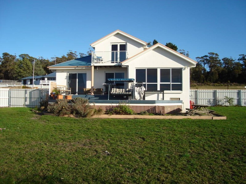 2 Andrews Place, Bridport TAS 7262