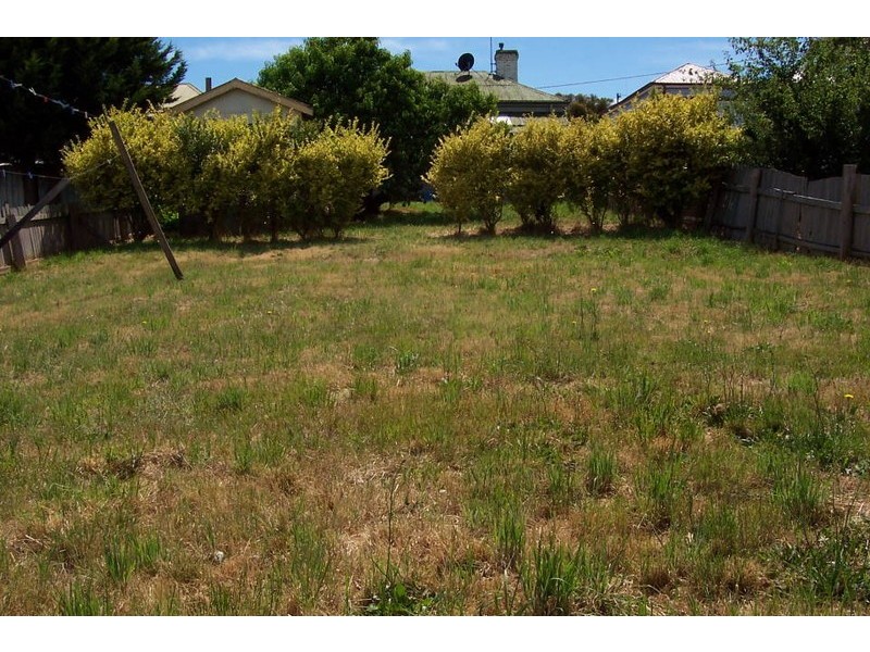 9 Charles Street, Scottsdale TAS 7260