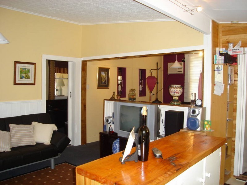 9 – 10 Christopher Street, Derby TAS 7264