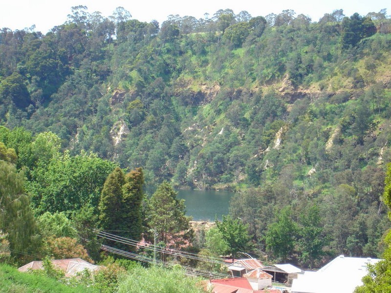 9 – 10 Christopher Street, Derby TAS 7264