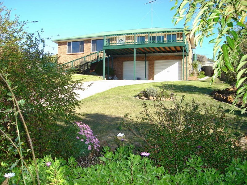 27 Barnett Crescent, Bridport TAS 7262