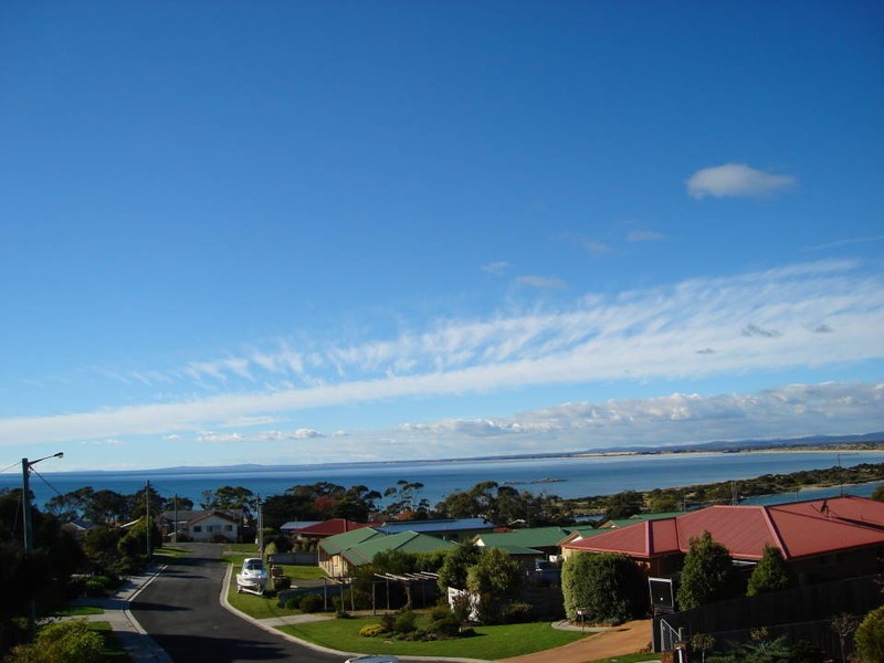 27 Barnett Crescent, Bridport TAS 7262