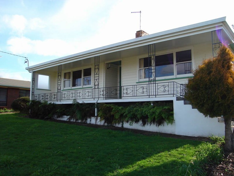 8 Arthur Street, Scottsdale TAS 7260
