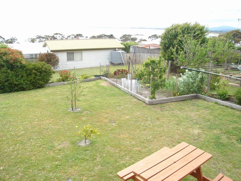 5 Alan Lade Place, Bridport TAS 7262