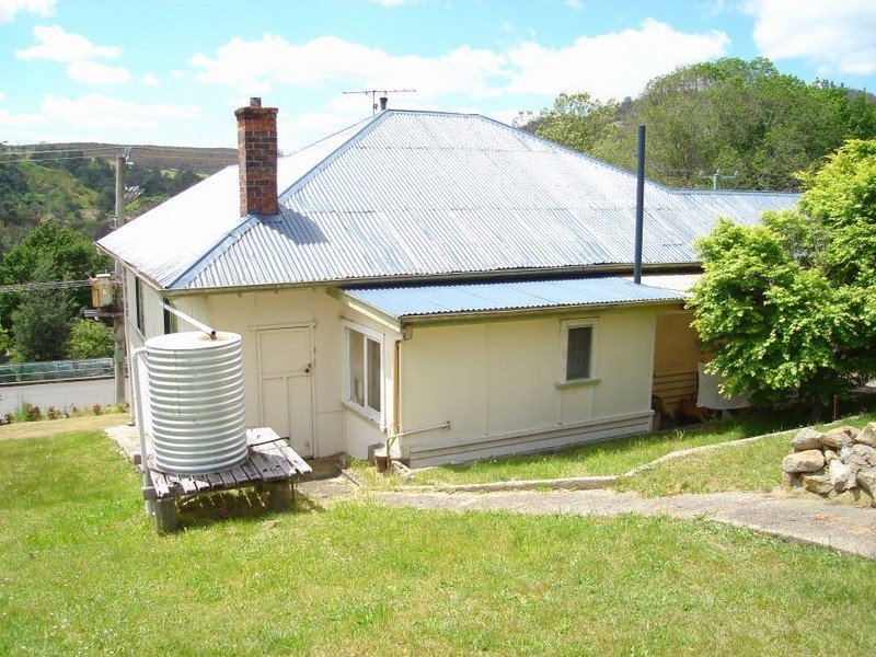 50 Main Street, Derby TAS 7264