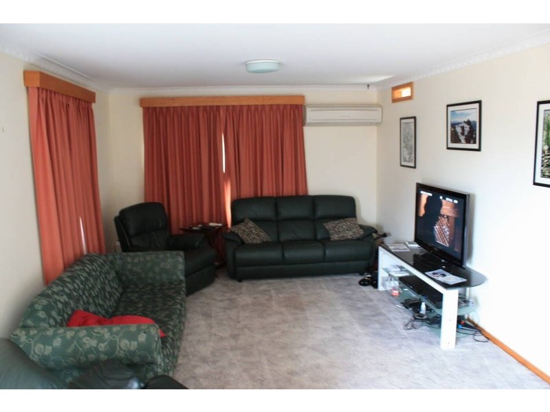 14 Donald Street, Branxholm TAS 7261