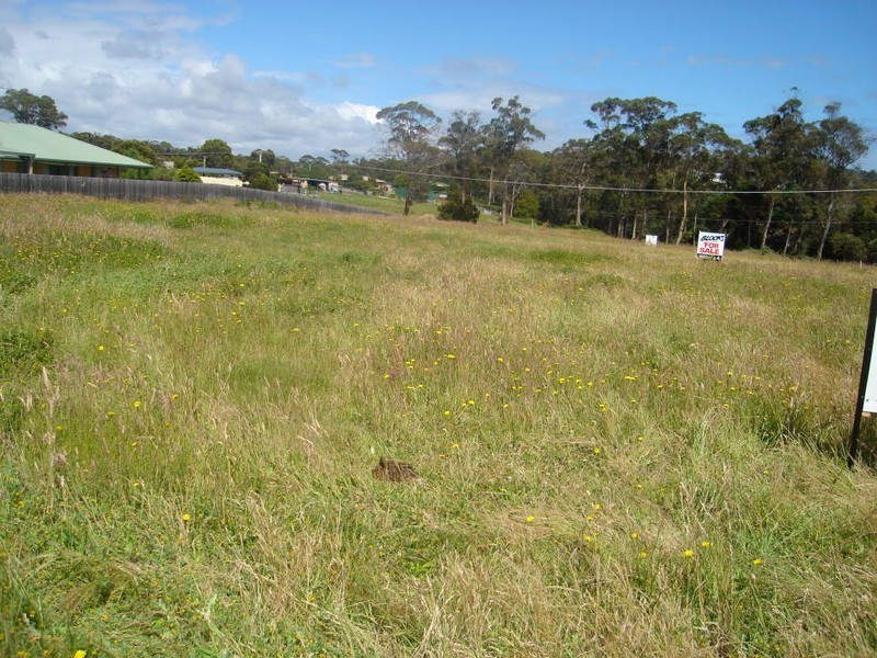 16 Emily Street, Bridport TAS 7262