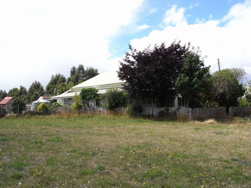 49 Main Street, Legerwood TAS 7263