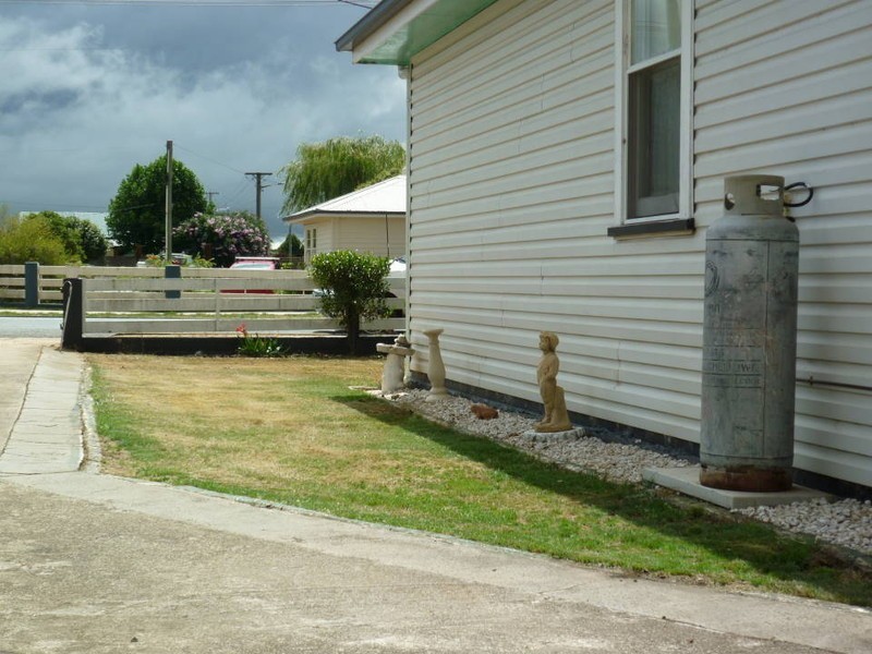 37 Ellenor Street, Scottsdale TAS 7260