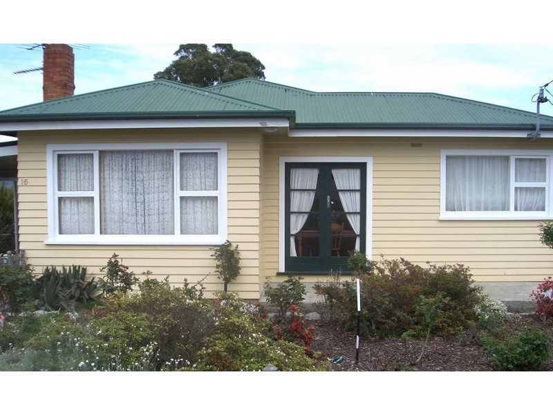16 Albert Street, Branxholm TAS 7261