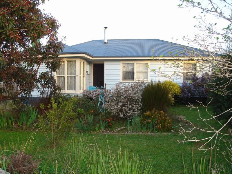 11 Elizabeth Street, Scottsdale TAS 7260
