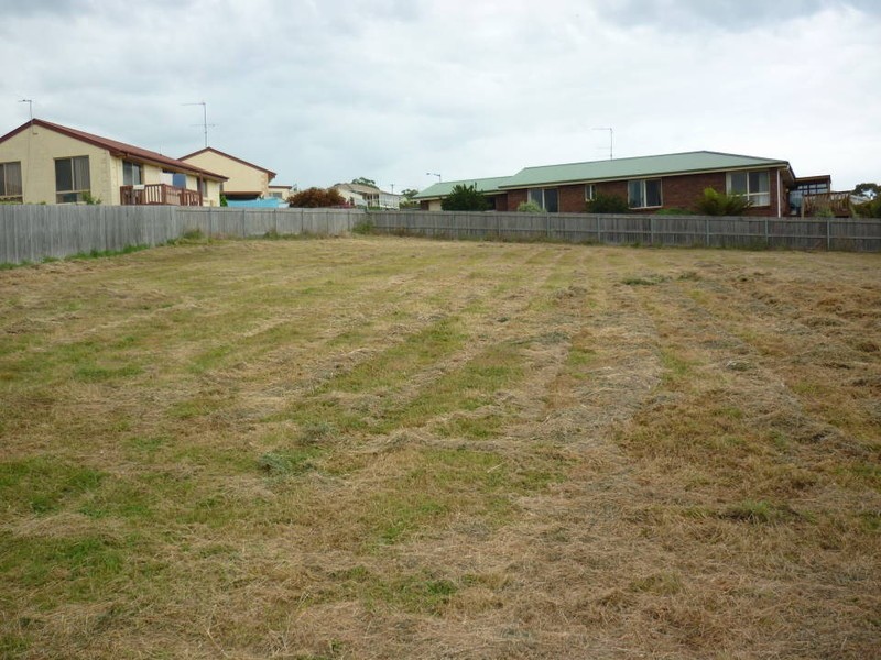 30 Emma Street, Bridport TAS 7262