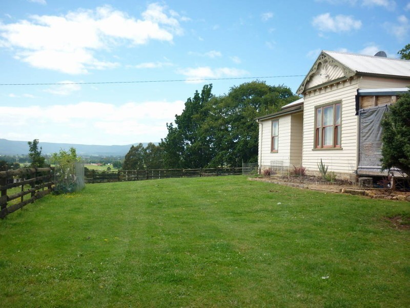 111 Snake Track, Legerwood TAS 7263