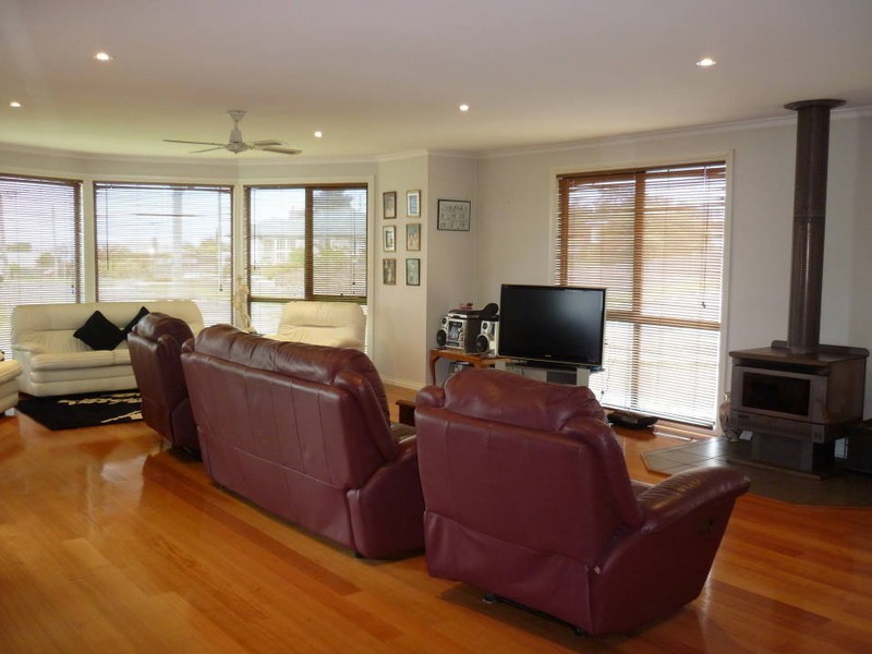 1 Westwood Street, Bridport TAS 7262