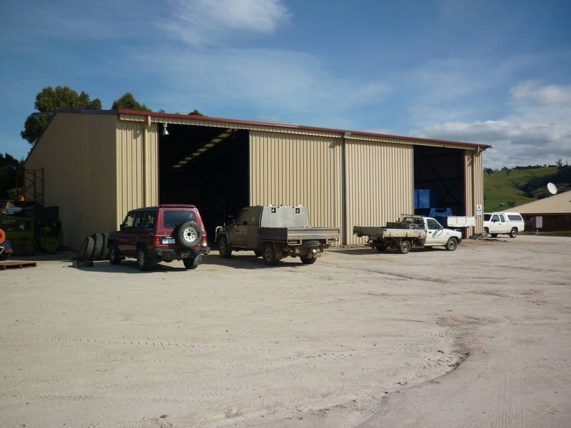 * Ten Mile Track, Scottsdale TAS 7260