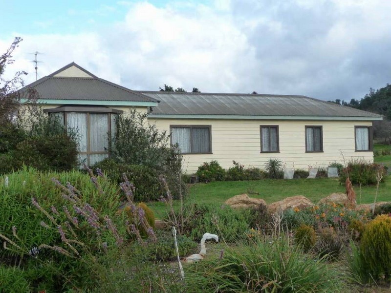 33317 Tasman Highway, Legerwood TAS 7263
