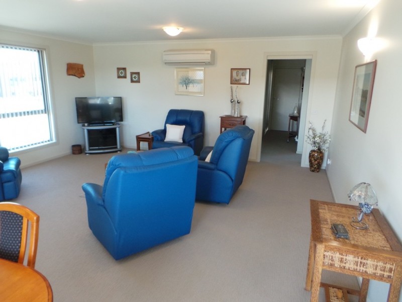 2/202 Last Street, Latrobe TAS 7307