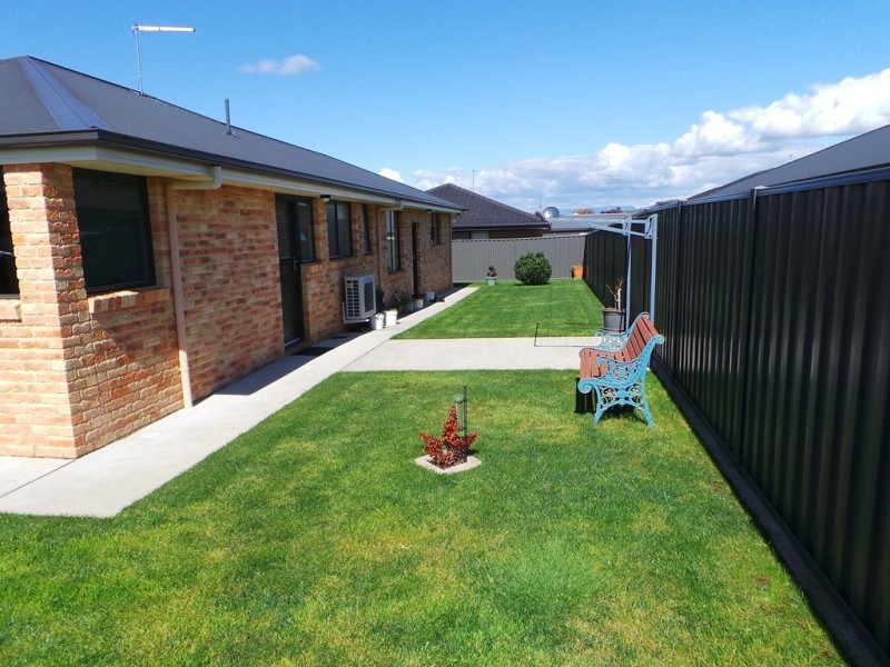 2/202 Last Street, Latrobe TAS 7307
