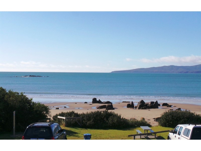 31 Hawley Esplanade, Hawley Beach TAS 7307