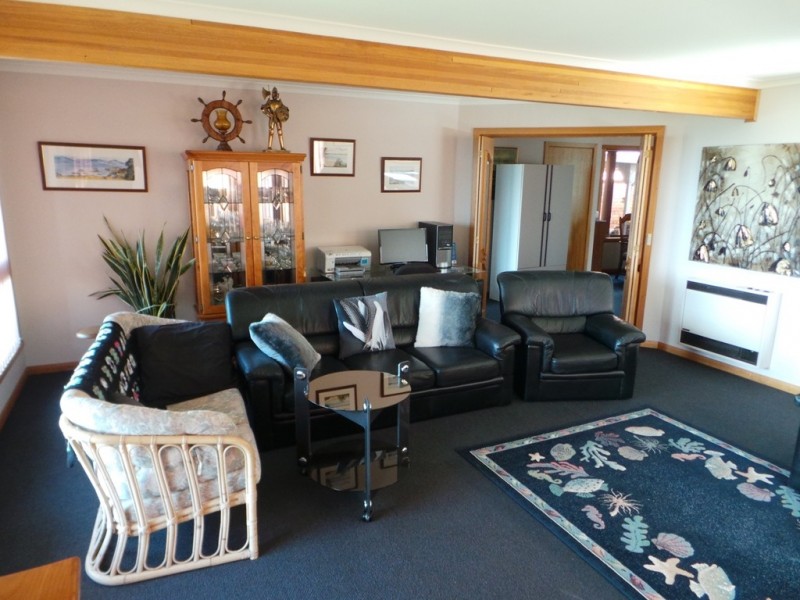 31 Hawley Esplanade, Hawley Beach TAS 7307