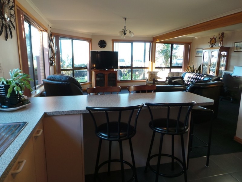 31 Hawley Esplanade, Hawley Beach TAS 7307