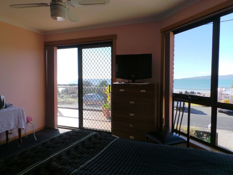 31 Hawley Esplanade, Hawley Beach TAS 7307