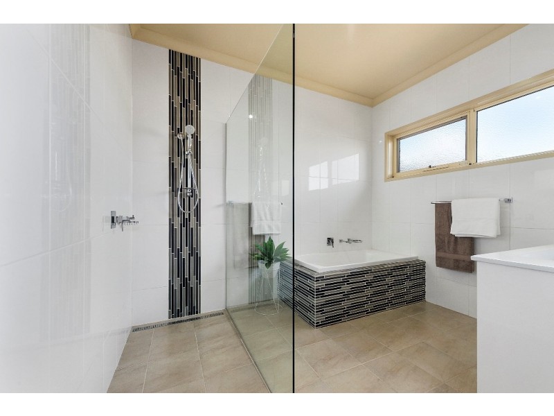 75 Haven Drive, Shearwater TAS 7307