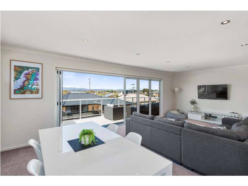 2/1 Arthur Street, Shearwater TAS 7307