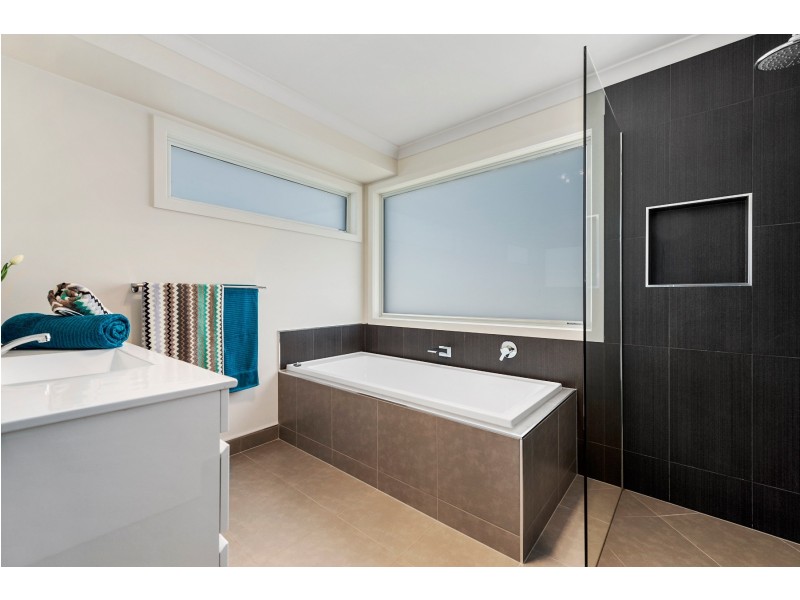 2/1 Arthur Street, Shearwater TAS 7307
