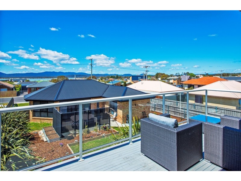 2/1 Arthur Street, Shearwater TAS 7307