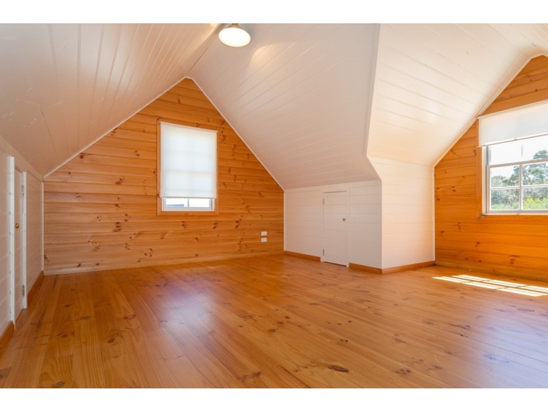 67 Hawley Esplanade, Hawley Beach TAS 7307